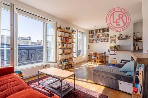 Appartamento a Canal Saint Martin, Château d’Eau, Porte Saint-Denis, Parigi