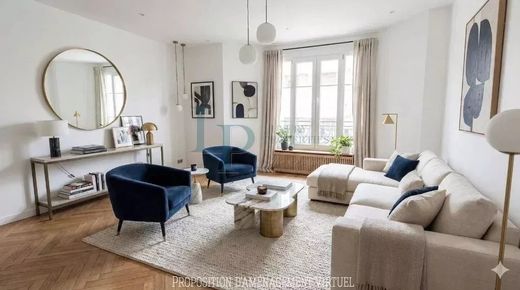 Apartment in La Muette, Auteuil, Porte Dauphine, Paris