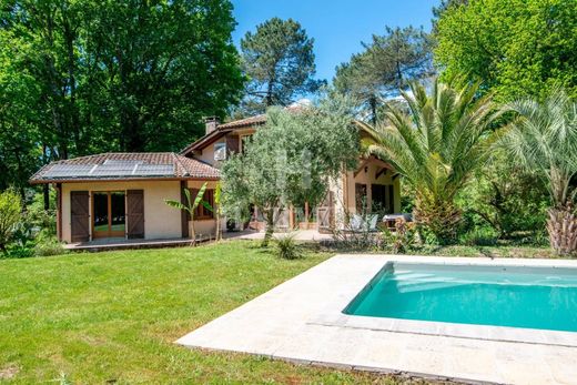 Luxury home in Azur, Landes