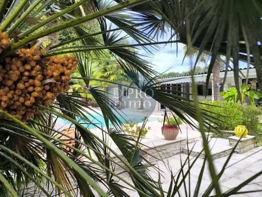 Luxus-Haus in La Chevrolière, Loire-Atlantique