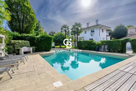 Luxus-Haus in Nogent-sur-Marne, Val-de-Marne