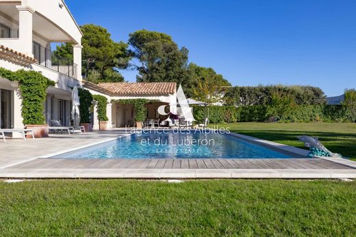 Villa in Ménerbes, Vaucluse