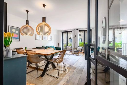 Piso / Apartamento en Montmartre, Abbesses, Grandes-Carrières, Paris