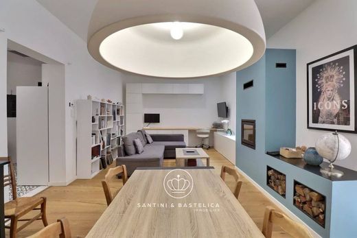 Apartment / Etagenwohnung in Ajaccio, Südkorsika