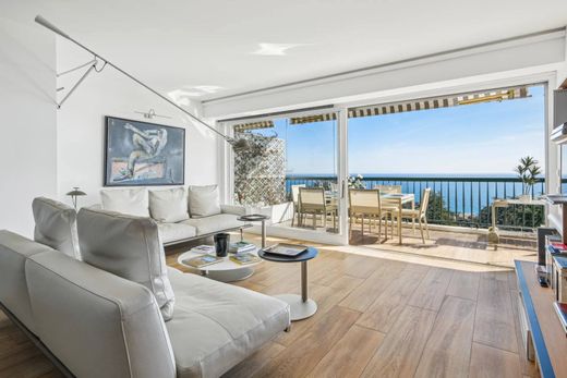 カンヌ, Alpes-Maritimesのアパートメント