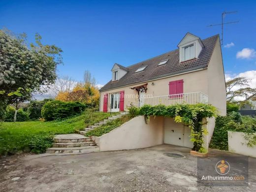 Luxury home in Vert-le-Petit, Essonne