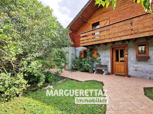 Luxe woning in Lullin, Haute-Savoie