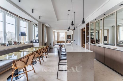 Apartment in Boulogne-Billancourt, Hauts-de-Seine