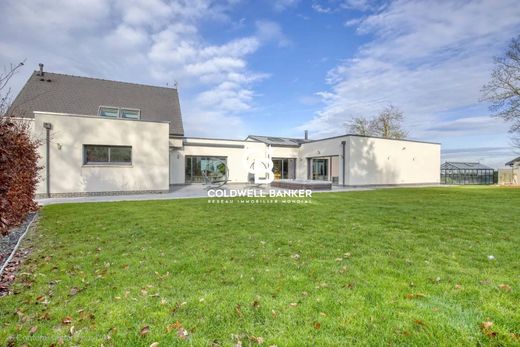 Luxe woning in Blangy-Tronville, Somme