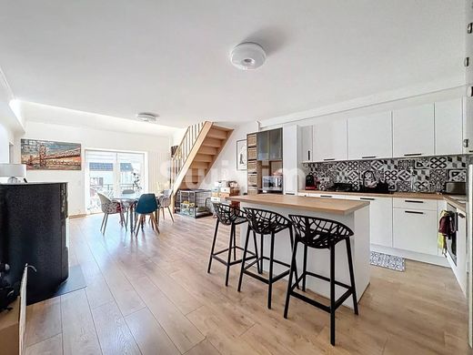 Apartment in Gex, Ain