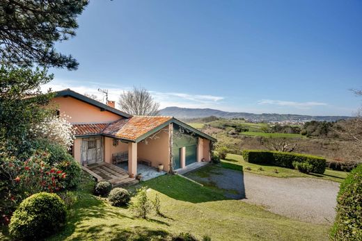 Luxury home in Urrugne, Pyrénées-Atlantiques