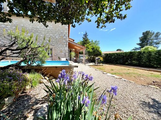 Maison de luxe à Roquefort-les-Pins, Alpes-Maritimes