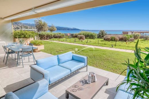 Apartment in Le Lavandou, Var
