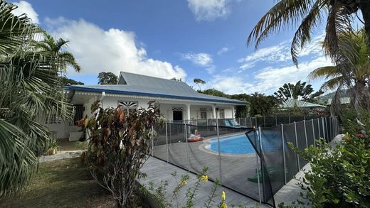 Villa in Rémire-Montjoly, Arrondissement de Cayenne