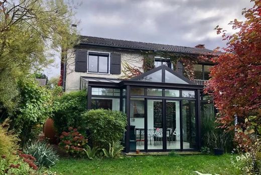 Luxus-Haus in Buc, Yvelines