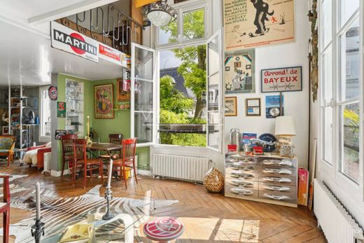 Appartamento a Champs-Elysées, Madeleine, Triangle d’or, Parigi