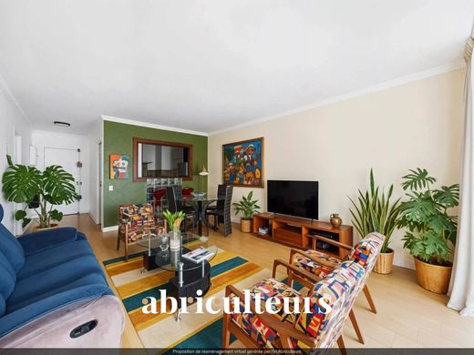 Apartment in Courbevoie, Hauts-de-Seine