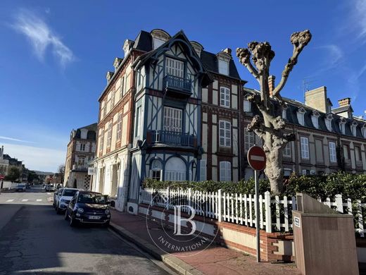 Apartment in Deauville, Calvados