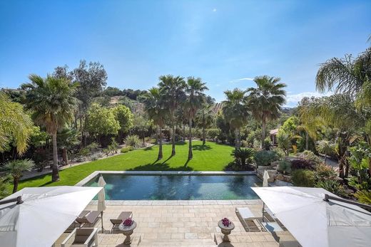 Luxury home in Mougins, Alpes-Maritimes