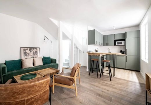 Apartment / Etagenwohnung in Saint-Germain, Odéon, Monnaie, Paris