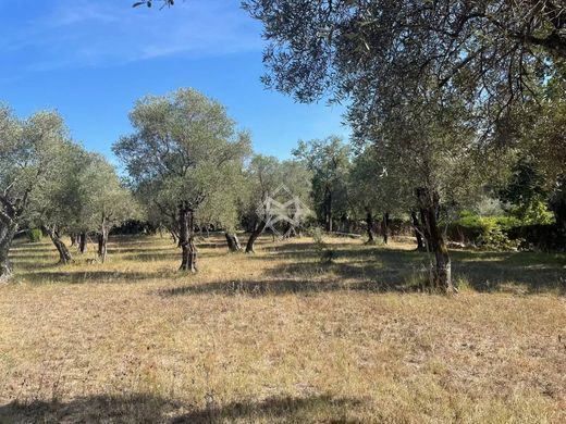 Land in Valbonne, Alpes-Maritimes