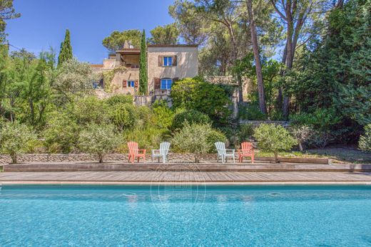 Luxus-Haus in Mérindol, Vaucluse