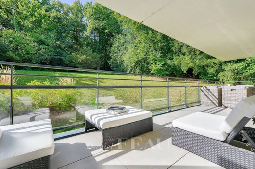 Appartamento a Ville-d'Avray, Hauts-de-Seine