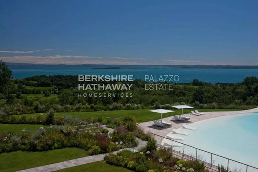 Apartment in Padenghe sul Garda, Provincia di Brescia