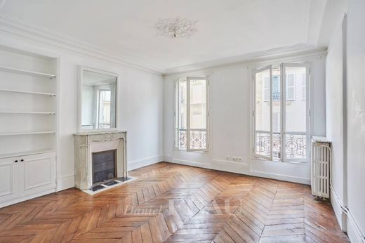 아파트 / Saint-Germain, Odéon, Monnaie, Paris