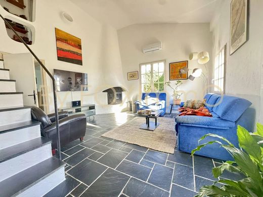 Luksusowy dom w La Colle-sur-Loup, Alpes-Maritimes