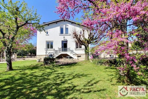 Luxus-Haus in Castres, Tarn
