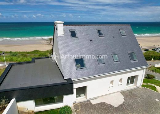 Luxe woning in Plérin, Côtes-d'Armor