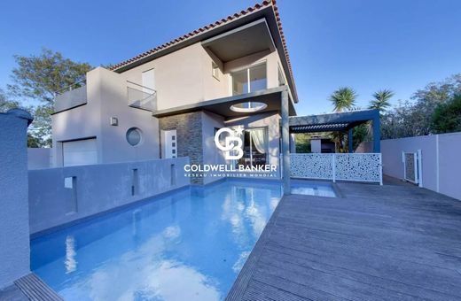 ‏וילה ב  Perpignan, Pyrénées-Orientales