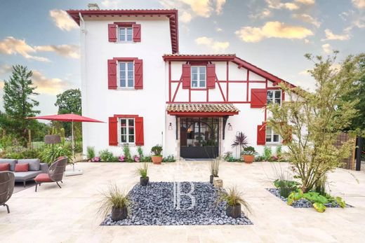 Luxe woning in Arcangues, Pyrénées-Atlantiques