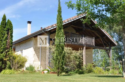 Luxury home in Escource, Landes