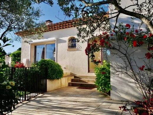 Casa de luxo - Roquebrune-sur-Argens, Var