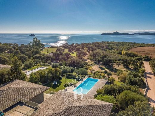 Βίλα σε Sainte-Lucie de Porto-Vecchio, South Corsica