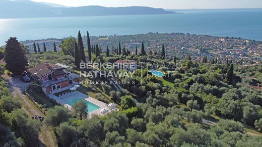 Luxury home in Toscolano-Maderno, Provincia di Brescia