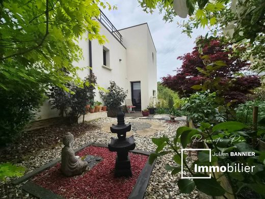 Luxury home in Lorient, Morbihan