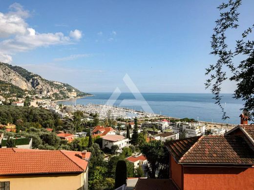 Luxus-Haus in Menton, Alpes-Maritimes