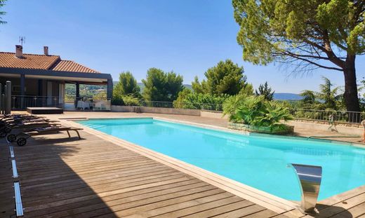 Luxe woning in Apt, Vaucluse