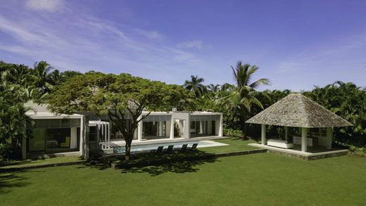 Willa w Beau Champ, Savanne District