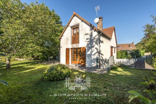 ‏בתי יוקרה ב  Perthes, Seine-et-Marne