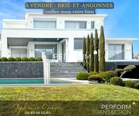 豪宅  Brié-et-Angonnes, Isère