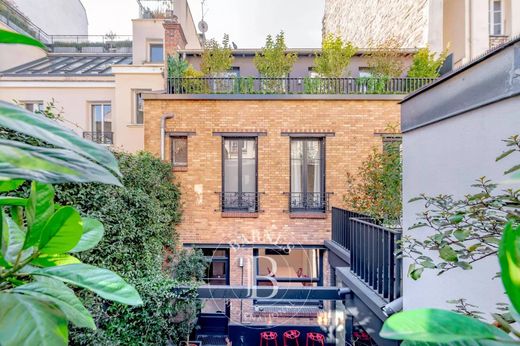 Luxury home in Montparnasse, Alésia, Montsouris, Paris