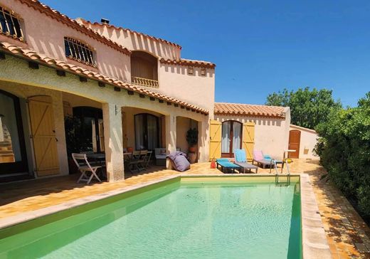 Villa in Le Barcarès, Pyrénées-Orientales
