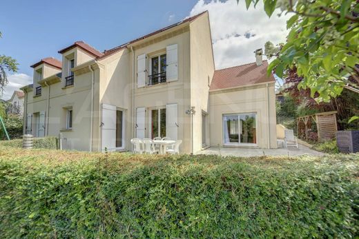 Luxury home in Marly-le-Roi, Yvelines