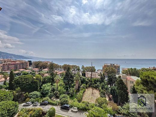 Apartment in Menton, Alpes-Maritimes