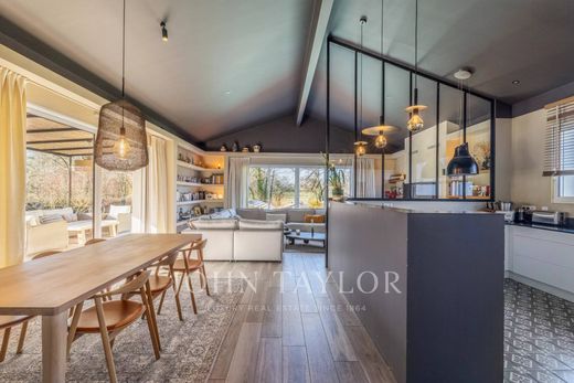 Luxus-Haus in Saint-Sulpice, Gironde