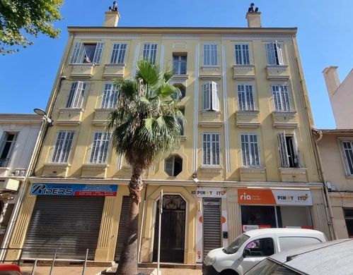 Edificio en Cannes, Alpes Marítimos